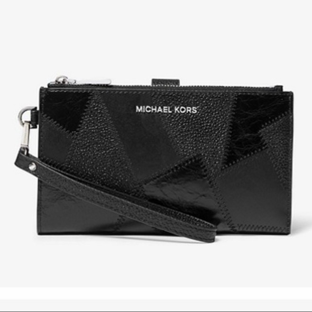 Michael Kors Adele Black Smartphone Patchwork Leather Wristlet Wallet